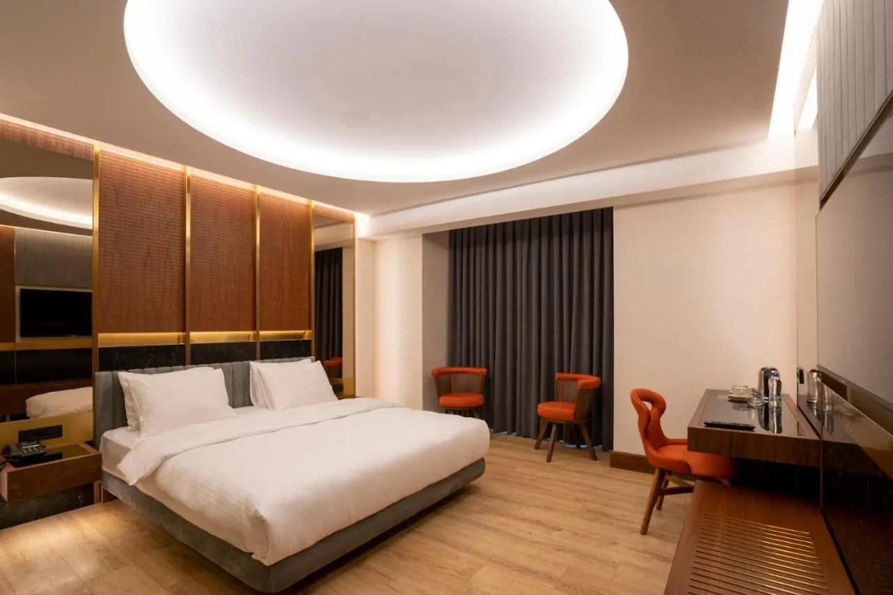 Henna Hotel イスタンブール 2*,