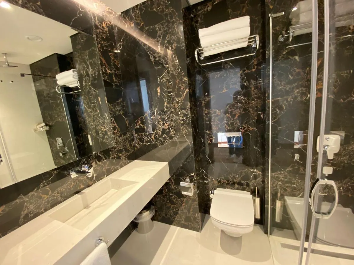 Henna Hotel Istanbul 2*,