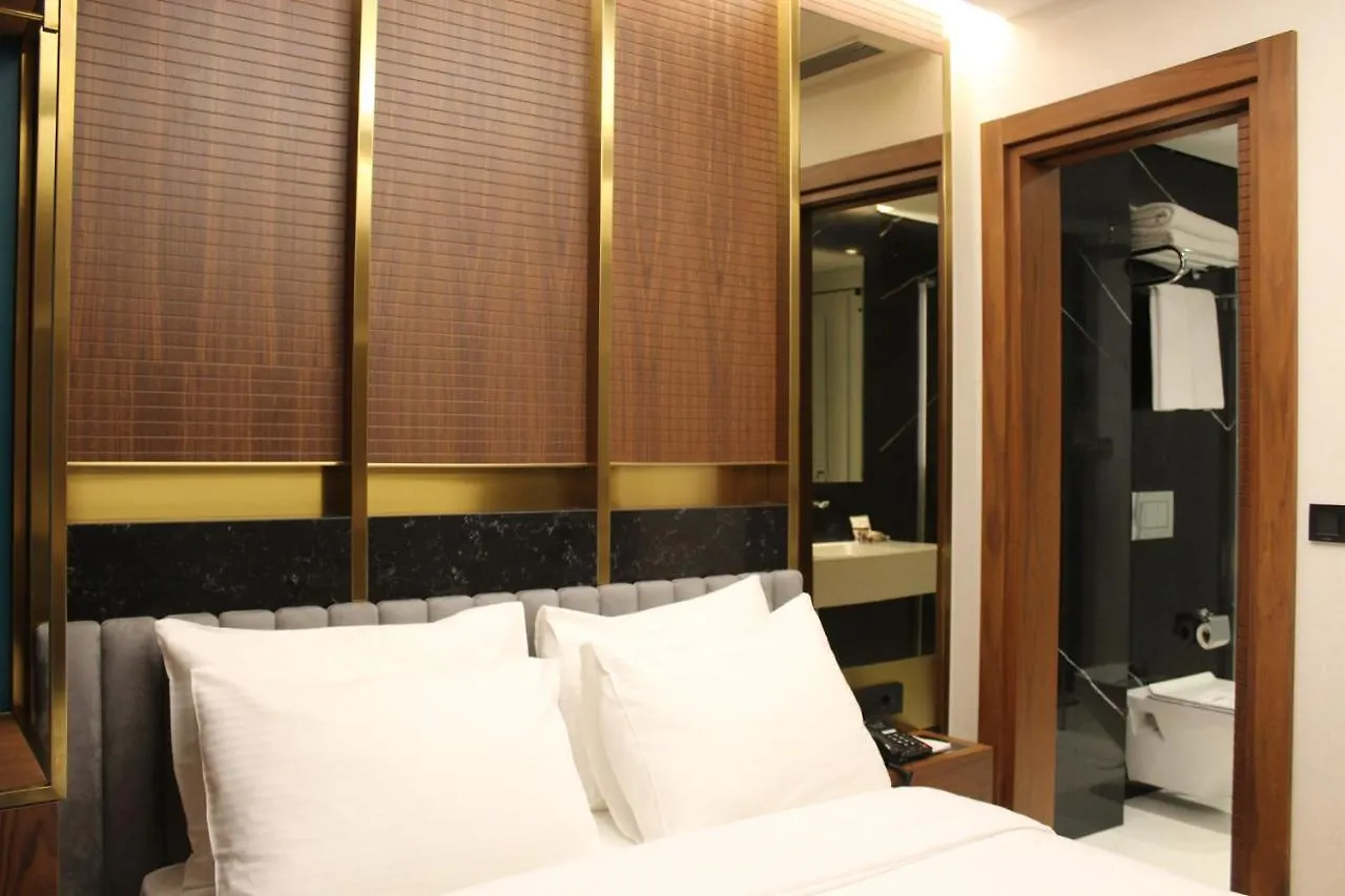 **  Henna Hotel Istanbul Turkey
